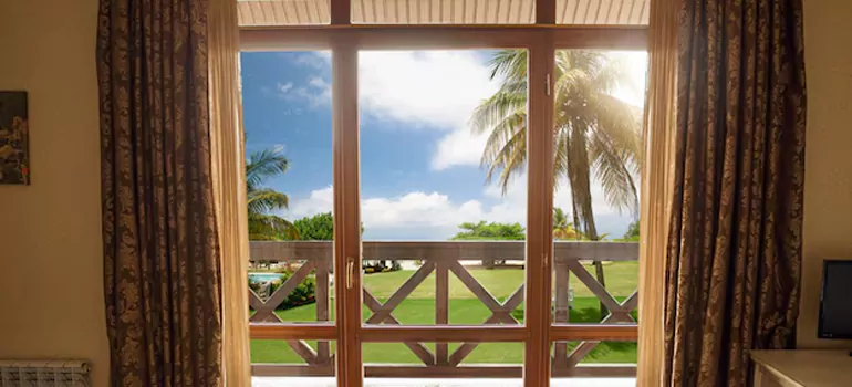 Residential Garden Window Enclosure Repair in Vero Beach South, FL